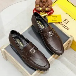 fendi cuir chaussures pour homme s_120a673